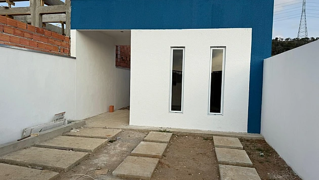 Casa 02 dormitórios Casa